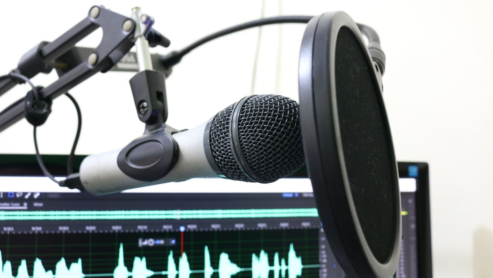 Essential Tools for Clear Podcast Recording